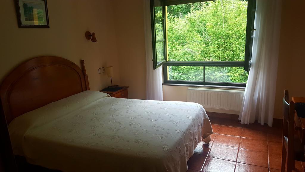 Hotel Benzua Villanueva de Ardisana Εξωτερικό φωτογραφία