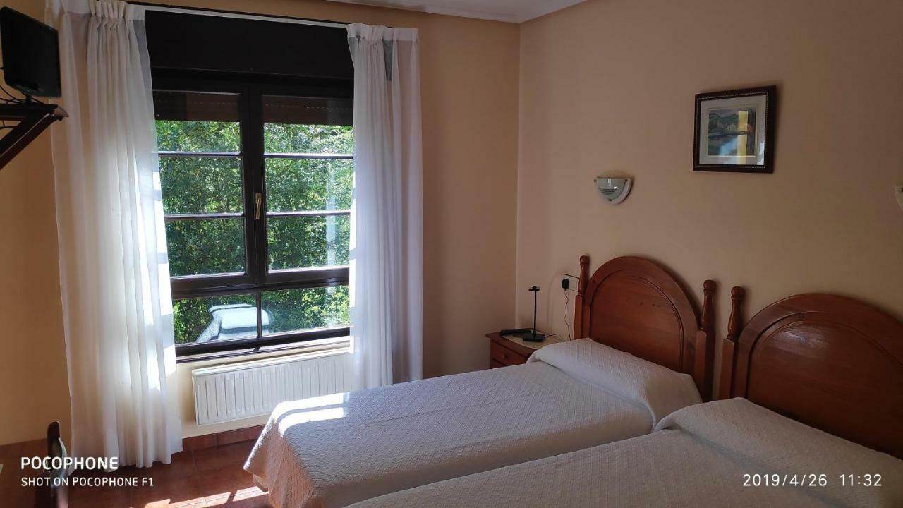 Hotel Benzua Villanueva de Ardisana Εξωτερικό φωτογραφία